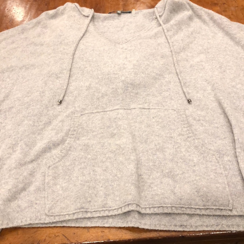 gray hooded cashmere cropped sleeve sweater